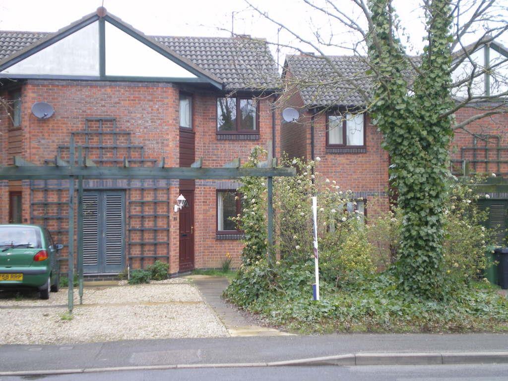 Bath Street, Market Harborough 2 bed terraced house £785 pcm (£181 pw)