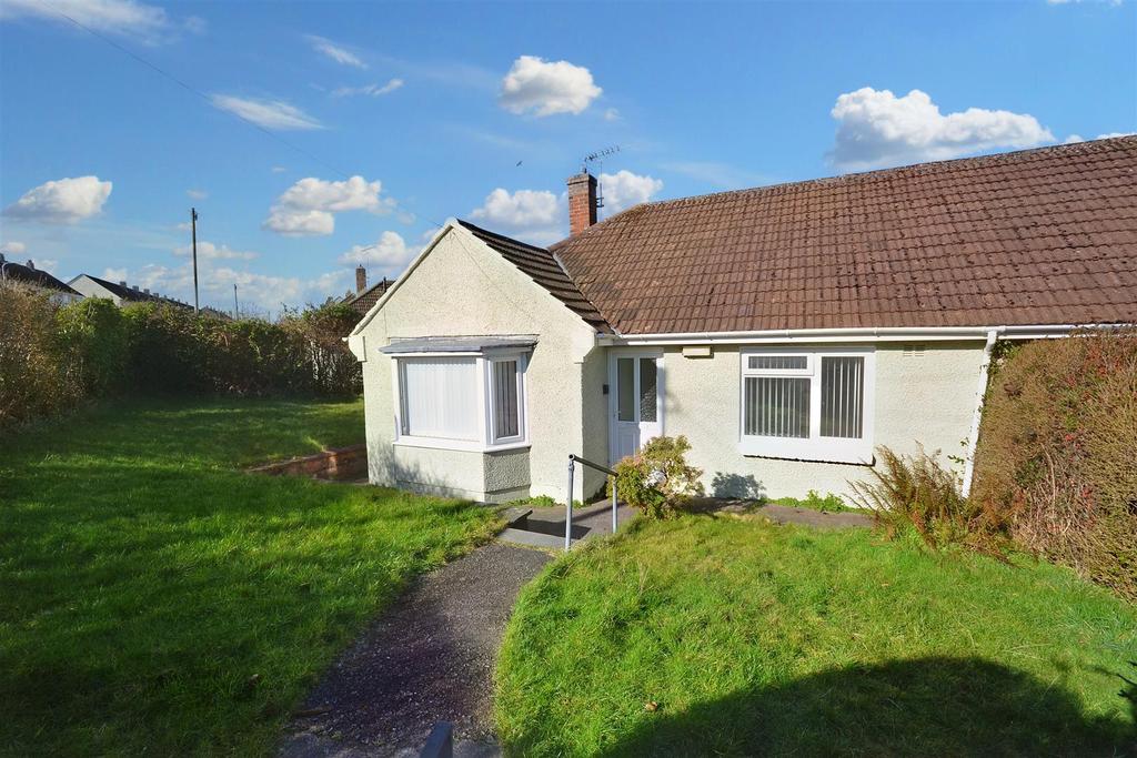 Baring Gould Way, Haverfordwest 2 bed semidetached bungalow £130,000