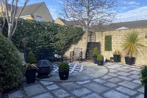 5 Church View, Weldon, Corby, NN17 3LF