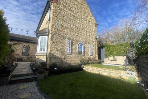 5 Church View, Weldon, Corby, NN17 3LF