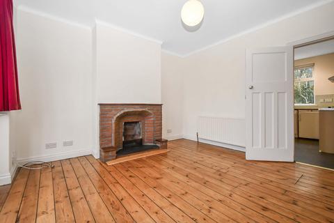 6 Moorland Crescent, Guiseley, Leeds, LS20 9EF