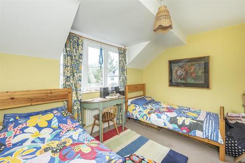 9 Bartholomew Green, Markyate, St Albans, AL3 8RX