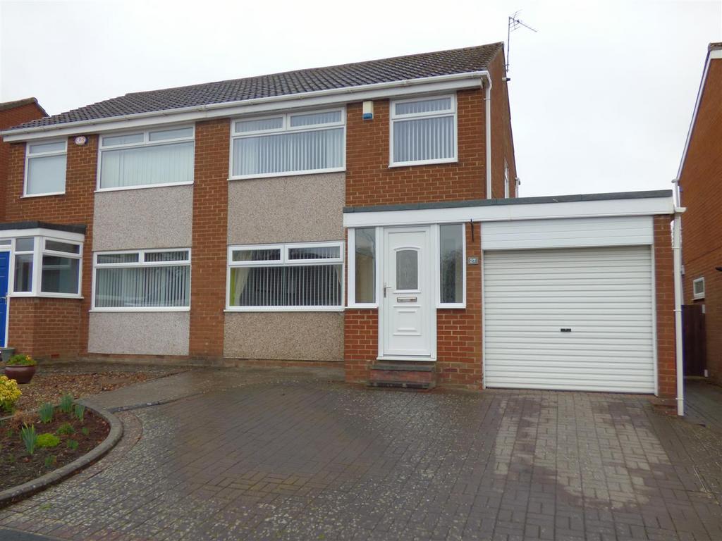 Birchmere, Spennymoor 3 bed semidetached house £149,950