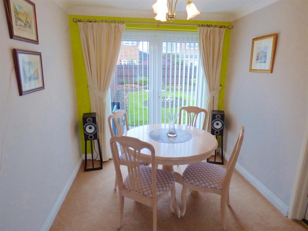 Birchmere, Spennymoor 3 bed semidetached house £149,950