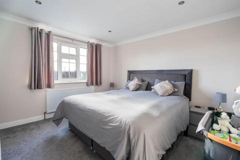 4 bedroom detached house for sale - Eden Close, Woodthorpe, York