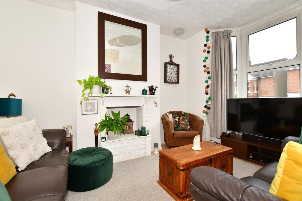 Florence Road, Maidstone, Kent 4 bed semidetached house £400,000
