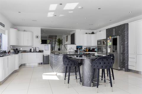 5 bedroom detached house for sale, Edge Hill, Darras Hall, Ponteland, Newcastle upon Tyne, NE20