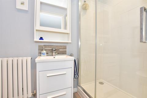 10 Aurelie Way, Whitstable, CT5 3RT