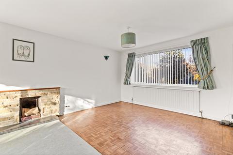 8 Pent Vale Close, Folkestone, CT19 5LQ