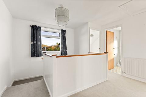 8 Pent Vale Close, Folkestone, CT19 5LQ