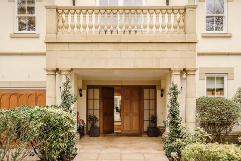 5 bedroom detached house for sale, Fairoak Lane, Oxshott, Leatherhead, KT22