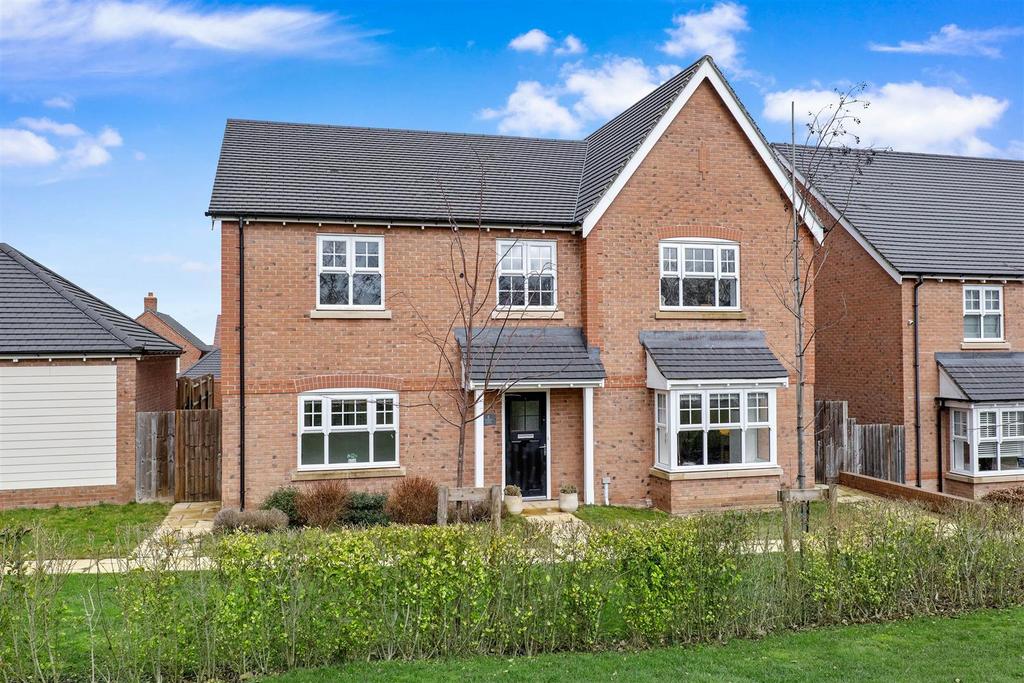 Norgren Crescent, Shipston-On-Stour, Warwickshire 5 bed detached house ...