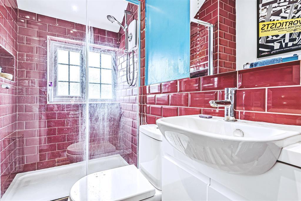En suite shower room