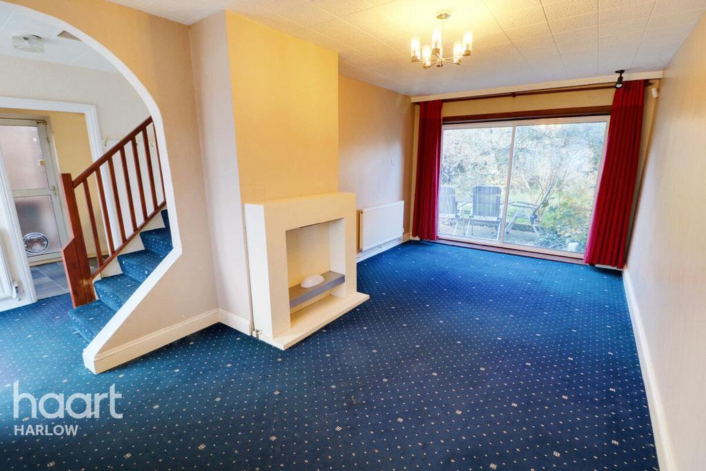 Halling Hill, Harlow 3 bed end of terrace house for sale £325,000