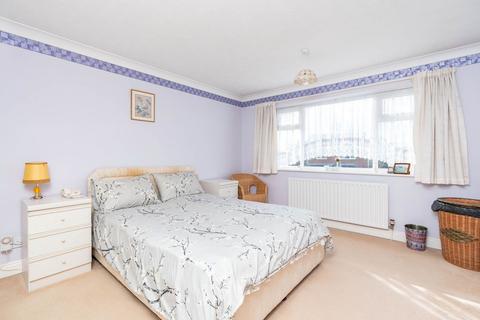 2 Ashwin Gate, Quadring, Spalding, PE11 4QG