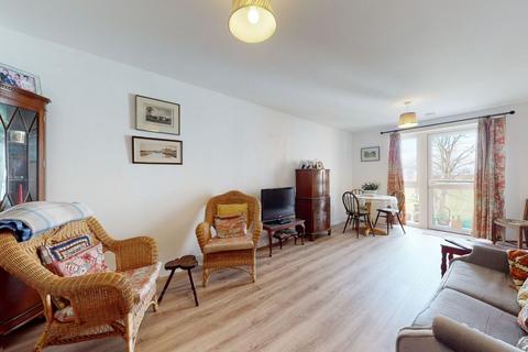 1 bedroom flat for sale - Wardington Court, Kingsthorpe, Northampton NN2 8FR
