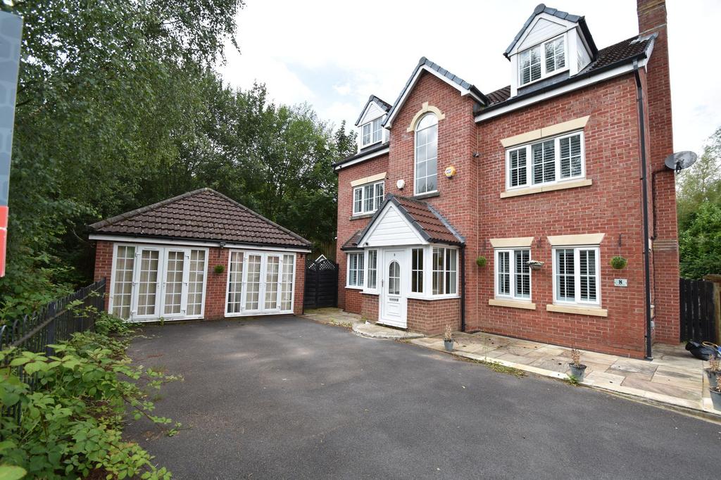 Garsdale Close, Bury, BL9 4 bed detached house for sale £475,000