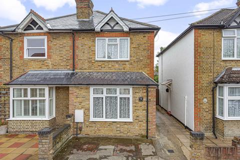 3 bedroom semi-detached house for sale, Mayo Road, Walton-On-Thames, KT12