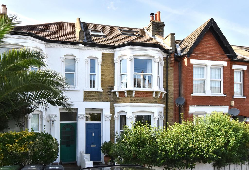 Como Road,Forest Hill,London,SE23 2JJ 4 bed terraced house £850,000