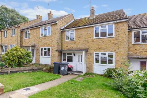 4 bedroom terraced house to rent, Godden Road, Canterbury