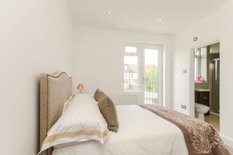 Flat 1, 65 Caithness Road, Mitcham, CR4 2EY