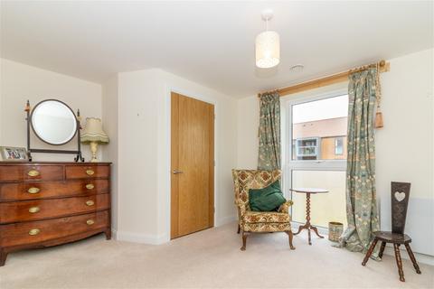 1 bedroom retirement property for sale, Retirement Living, Central Alresford. Includes 6 Months Service Charge