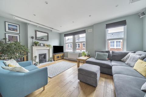 33 Ambergate Street, London, SE17 3RY