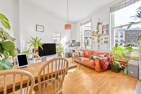 1 bedroom apartment to rent, Crossway, Stoke Newington