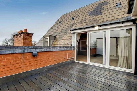 2 bedroom apartment to rent, Fitzjohns Avenue, London, NW3