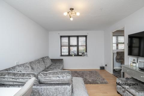9 Orchid Close, Abridge, Romford, RM4 1DF