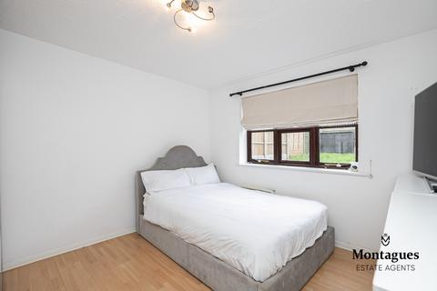 9 Orchid Close, Abridge, Romford, RM4 1DF
