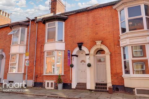 31 Beaconsfield Terrace, Northampton, NN1 3ES