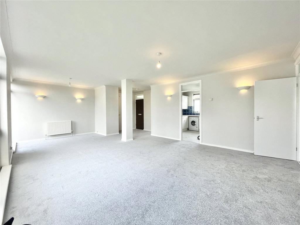 Brendon Court, The Avenue, Radlett, Hertfordshire, WD7 2 bed apartment
