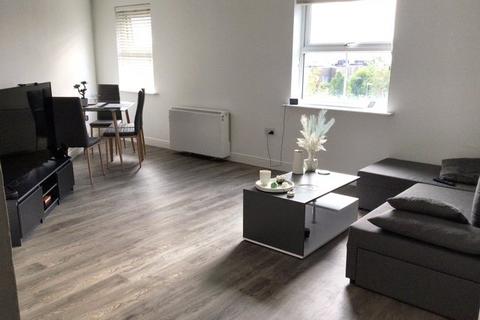 2 bedroom flat for sale, Bell Chase, Aldershot, Hampshire, GU11