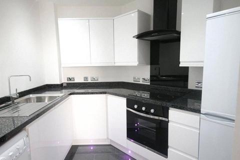 2 bedroom flat for sale, Bell Chase, Aldershot, Hampshire, GU11