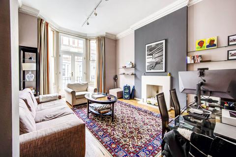 1 bedroom flat for sale, Cheniston Gardens, Kensington, London, W8