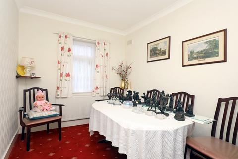 28 Millet Road, Greenford, UB6 9SG