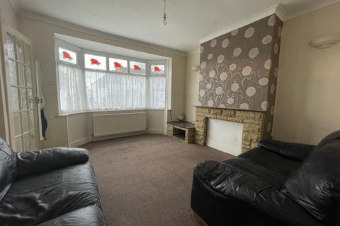 2 bedroom end of terrace house for sale - Carmodale Avenue, Birmingham, West Midlands, B42
