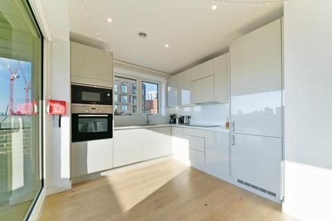 2 bedroom apartment to rent, Walton Heights, Walworth Road, SE17