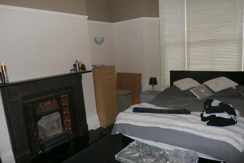 1 bedroom ground floor flat to rent, Bath Road, Buxton SK17