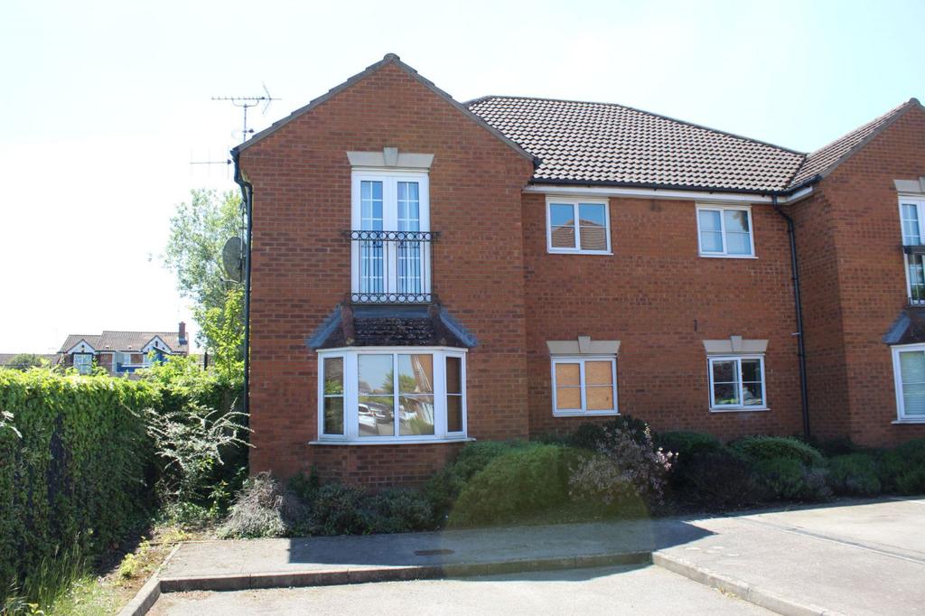 Manning Road, Moulton, Northampton... 2 bed flat £159,950