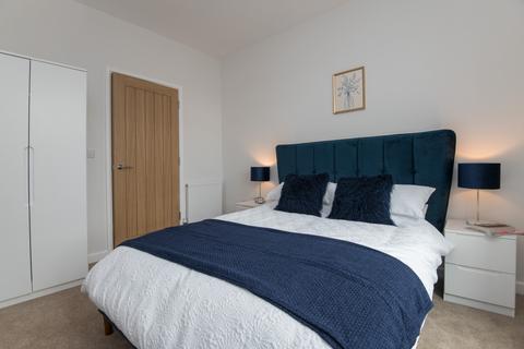 2 bedroom flat for sale - St George's Court, Tiverton