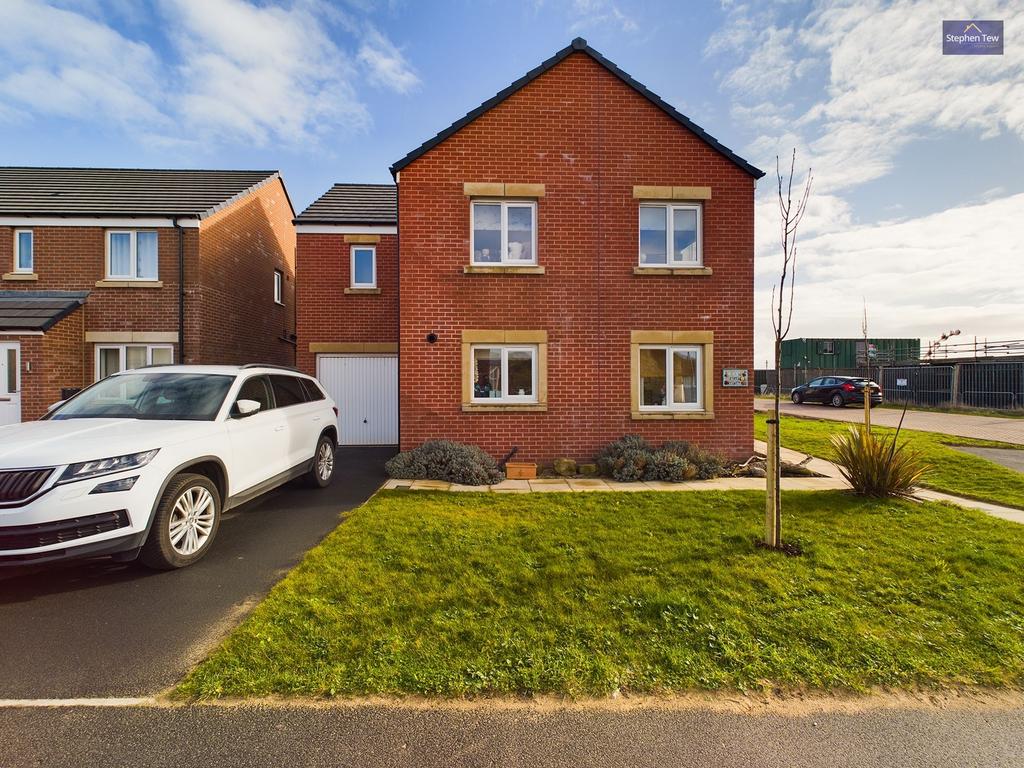 Ashworth Road, Lytham St. Annes, FY8 4 bed detached house £315,000