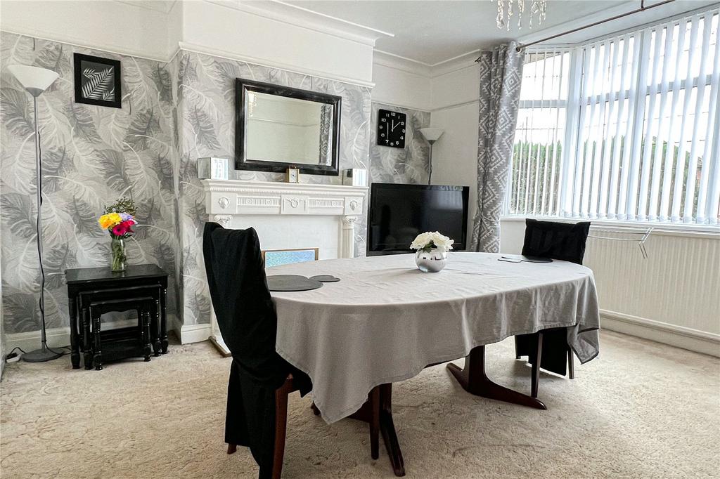 Tyndall Avenue, Moston, Manchester, M40 3 bed semidetached house for