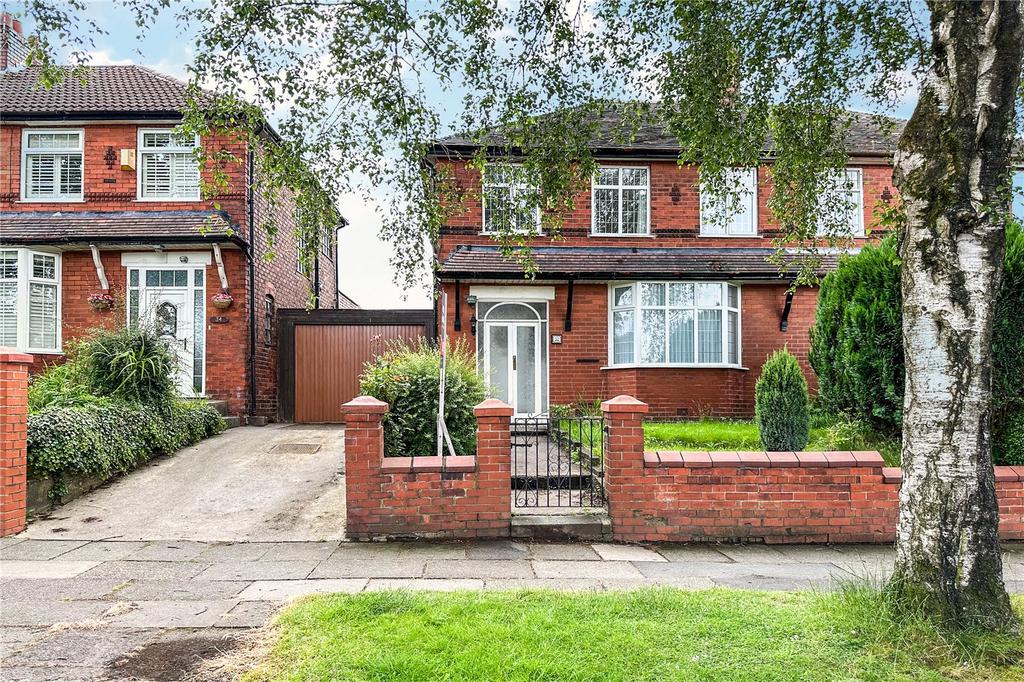 Tyndall Avenue, Moston, Manchester, M40 3 bed semidetached house for