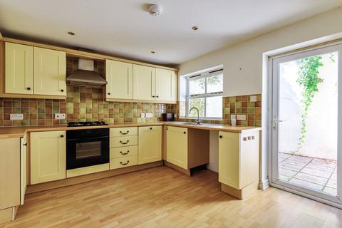 3 bedroom terraced house to rent, St Cuthbert Street, Wells, BA5