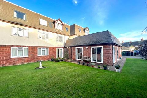 1 bedroom apartment for sale - Green Street, Old Town, Eastbourne, East Sussex, BN21