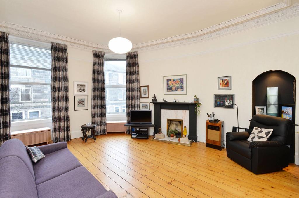 2/2 Summerside Street, Edinburgh, EH6... 3 bed flat £375,000