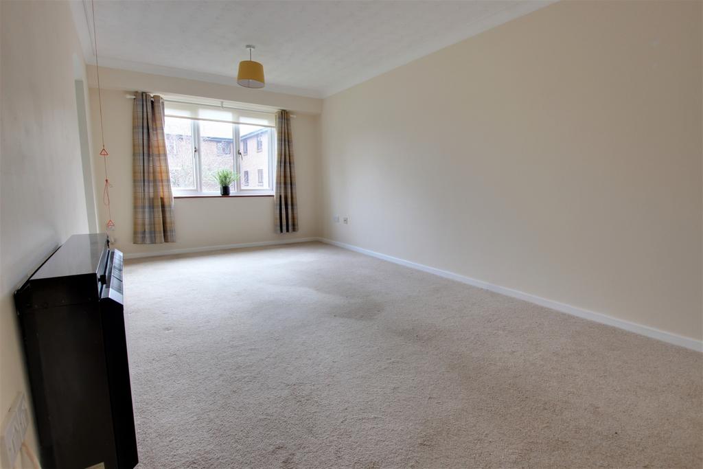 Bellair Road, Havant 1 bed retirement property - £80,000