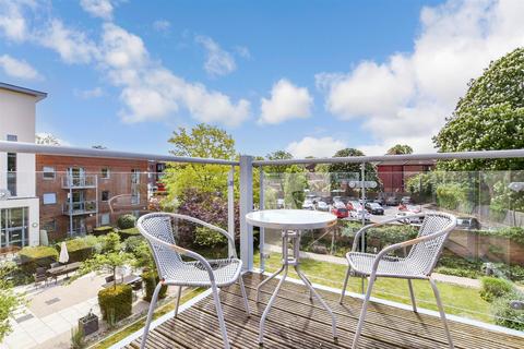 1 bedroom flat for sale, Shotfield, Wallington, Surrey